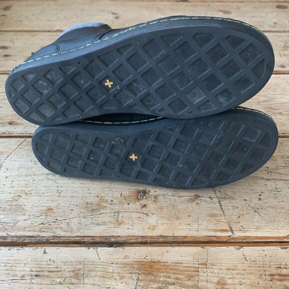 Dr Martens Maelly Boots in Black - Picture 9 of 15